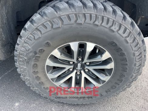 Used 2019 Ford F150 Raptor w/ Equipment Group 801A Mid image 16