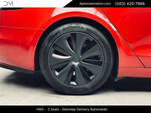 Used 2023 Tesla Model S AWD/4WD image 39