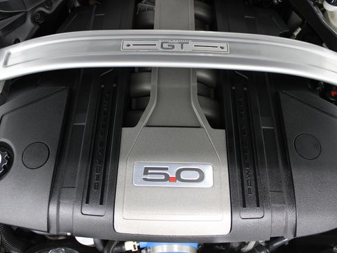Used 2019 Ford Mustang GT Premium w/ GT Performance Package RWD image 11