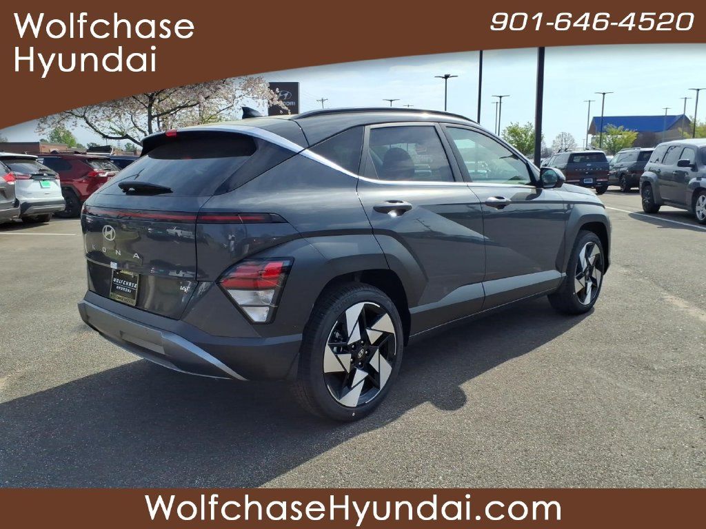 Certified 2026 Hyundai Kona Limited FWD image 5