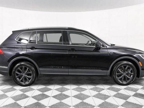 Certified 2024 Volkswagen Tiguan SE AWD/4WD image 13