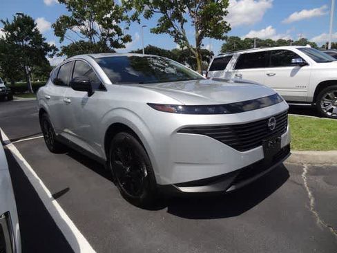 Used 2025 Nissan Murano SV FWD image 4