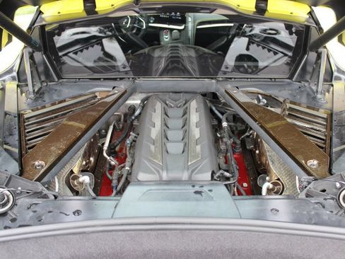 Used 2022 Chevrolet Corvette Stingray Premium Cpe w/ Z51 Performance Package RWD image 25