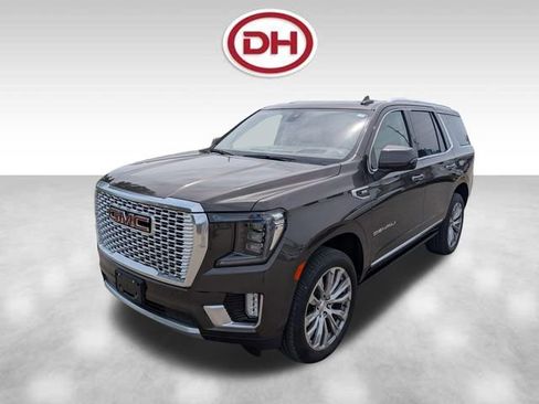 Used 2021 GMC Yukon Denali w/ Denali Ultimate Package AWD/4WD image 8