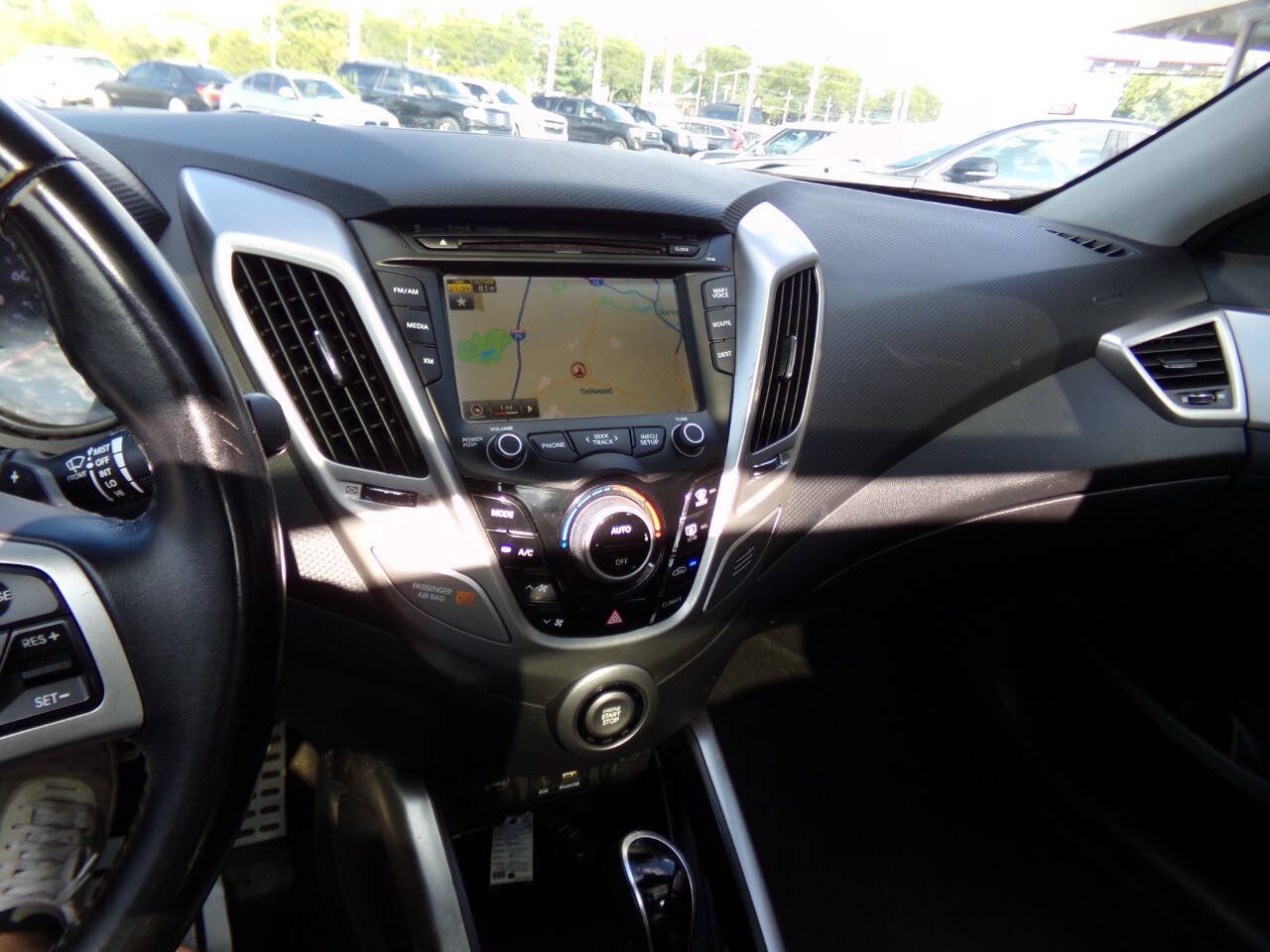 Used 2015 Hyundai Veloster w/ Option Group 03 FWD image 14