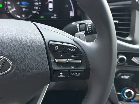 Used 2019 Hyundai Ioniq SEL FWD image 26