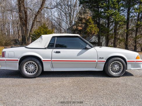 Used 1987 Ford Mustang GT RWD image 16