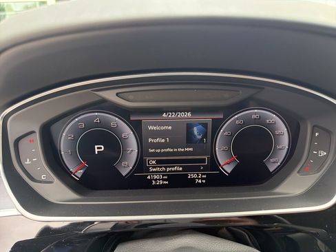 Used 2019 Audi A8 L 3.0T w/ Luxury Package image 16