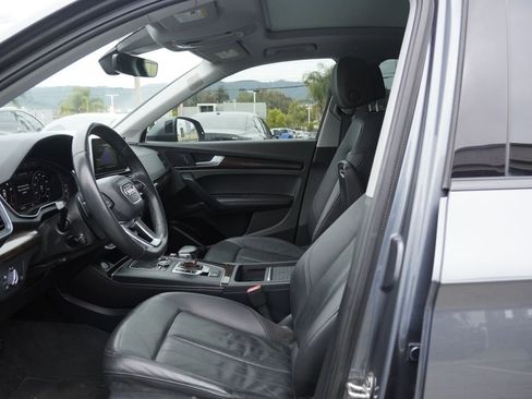 Used 2019 Audi Q5 2.0T Premium Plus w/ Premium Plus Package AWD/4WD image 17