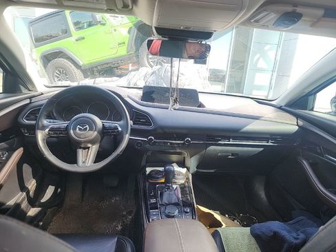 Used 2024 MAZDA CX-30 2.5 Turbo w/ Premium Plus Pkg image 8