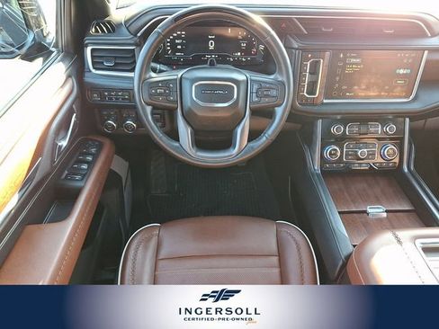 Used 2023 GMC Yukon Denali Ultimate image 16