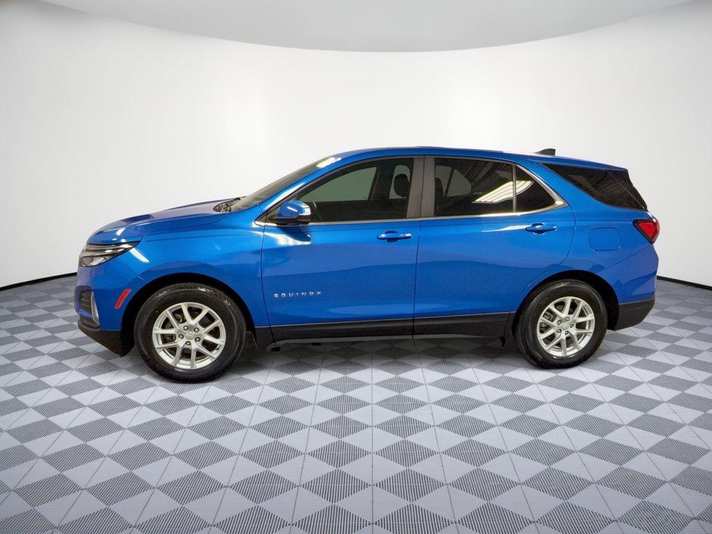 Used 2024 Chevrolet Equinox LT FWD image 2