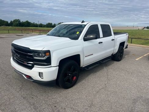 Used 2018 Chevrolet Silverado 1500 LTZ Z71 w/ Redline Edition AWD/4WD image 3