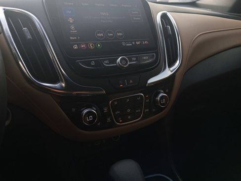 Used 2024 Chevrolet Equinox Premier image 21