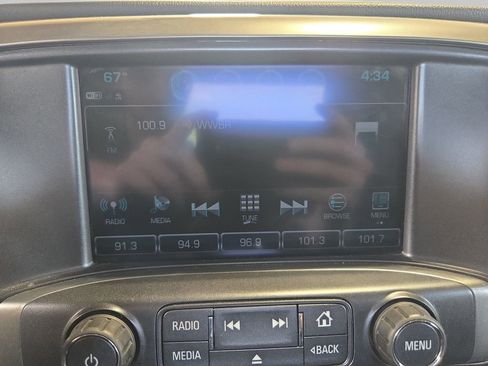 Used 2018 Chevrolet Silverado 1500 LT w/ All Star Edition AWD/4WD image 23