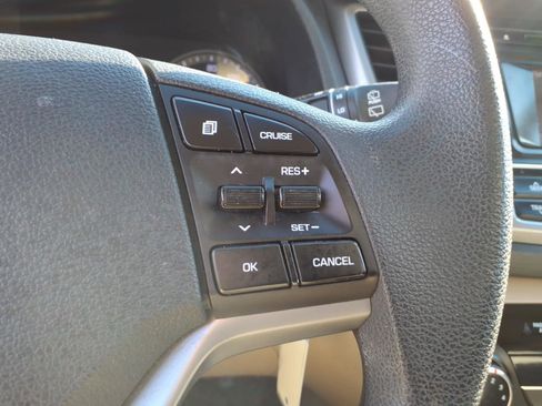 Used 2018 Hyundai Tucson SE w/ Cargo Package image 20