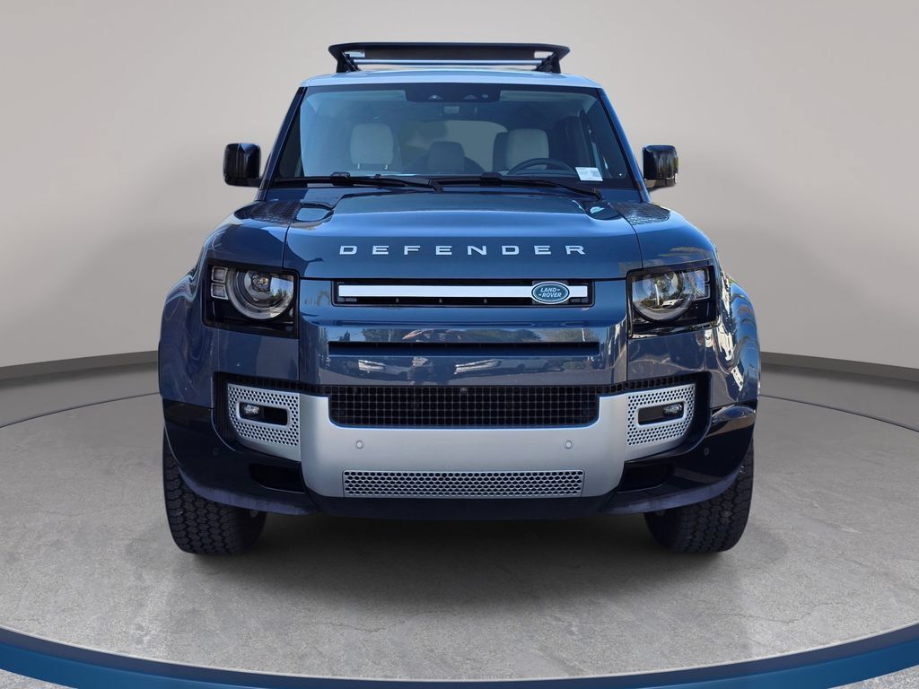 Used 2025 Land Rover Defender 110 S AWD/4WD image 2
