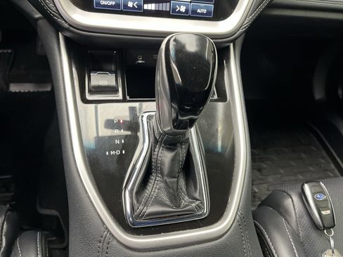 Used 2020 Subaru Outback Limited w/ Popular Package #2 image 27