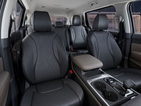 New 2026 Kia Carnival EX FWD image 15