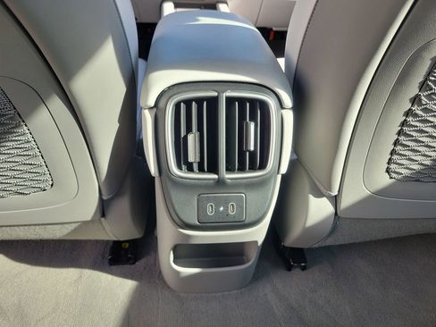 Used 2023 Hyundai Ioniq 6 SEL image 11