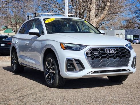 Used 2023 Audi Q5 2.0T Premium w/ Convenience Package AWD/4WD image 3