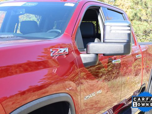 Certified 2021 Chevrolet Silverado 2500 LTZ w/ LTZ Convenience Package image 12