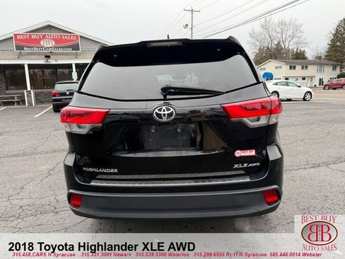 Used 2018 Toyota Highlander XLE image 4