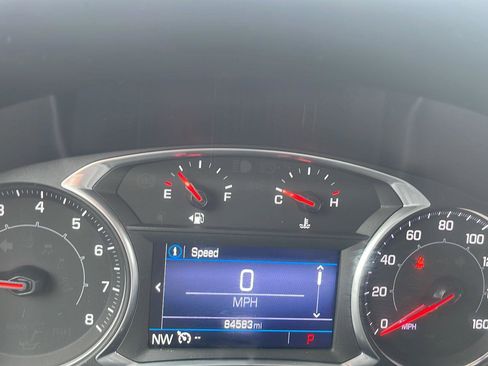 Used 2021 GMC Terrain SLE w/ Driver Convenience Package image 10