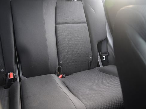 Used 2018 Honda HR-V EX image 17