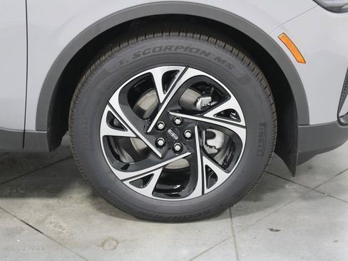 New 2026 Lincoln Nautilus Premier image 12