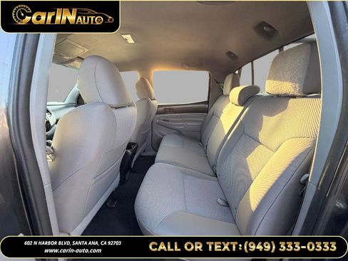 Used 2015 Toyota Tacoma PreRunner w/ TRD Sport Package RWD image 10