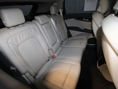 Used 2020 Lincoln Nautilus Reserve w/ Equipment Group 201A image 27