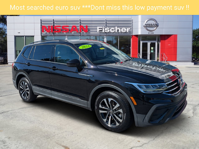 Used 2023 Volkswagen Tiguan S FWD image 1