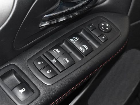 Used 2017 Dodge Grand Caravan GT FWD image 5