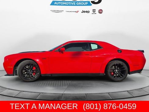 Used 2022 Dodge Challenger R/T Scat Pack RWD image 2
