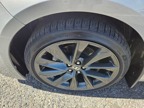 Used 2024 Toyota Corolla SE FWD image 21