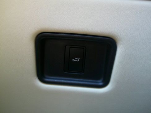 Used 2023 Land Rover Range Rover SE AWD/4WD image 94