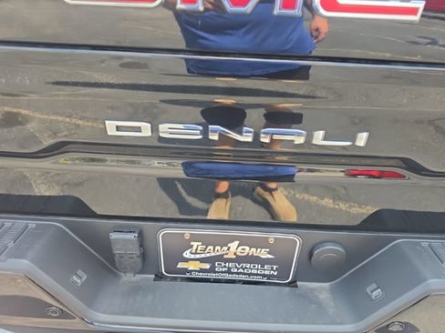 Used 2025 GMC Sierra 1500 Denali w/ Technology Package AWD/4WD image 10