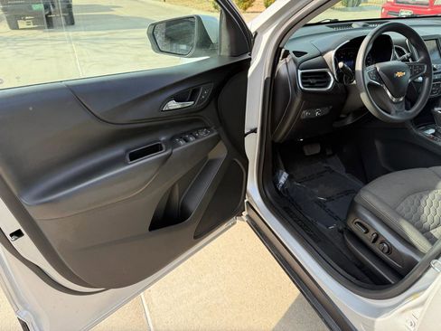 Used 2019 Chevrolet Equinox LT AWD/4WD image 8