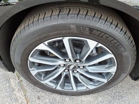 Used 2024 Cadillac Lyriq Sport AWD/4WD image 12