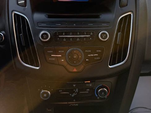 Used 2017 Ford Focus ST image 17