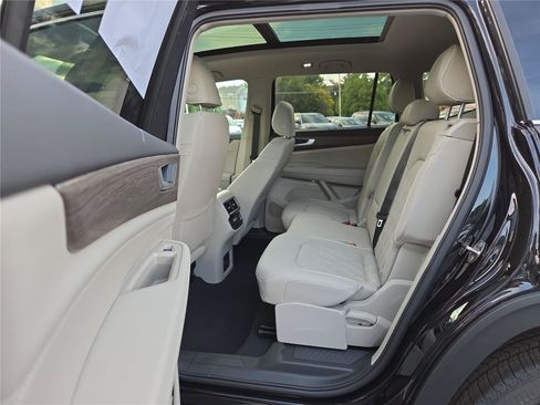 New 2026 Volkswagen Atlas SEL Premium R-Line AWD/4WD image 21