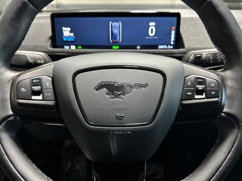 Used 2021 Ford Mustang Mach-E Select image 22