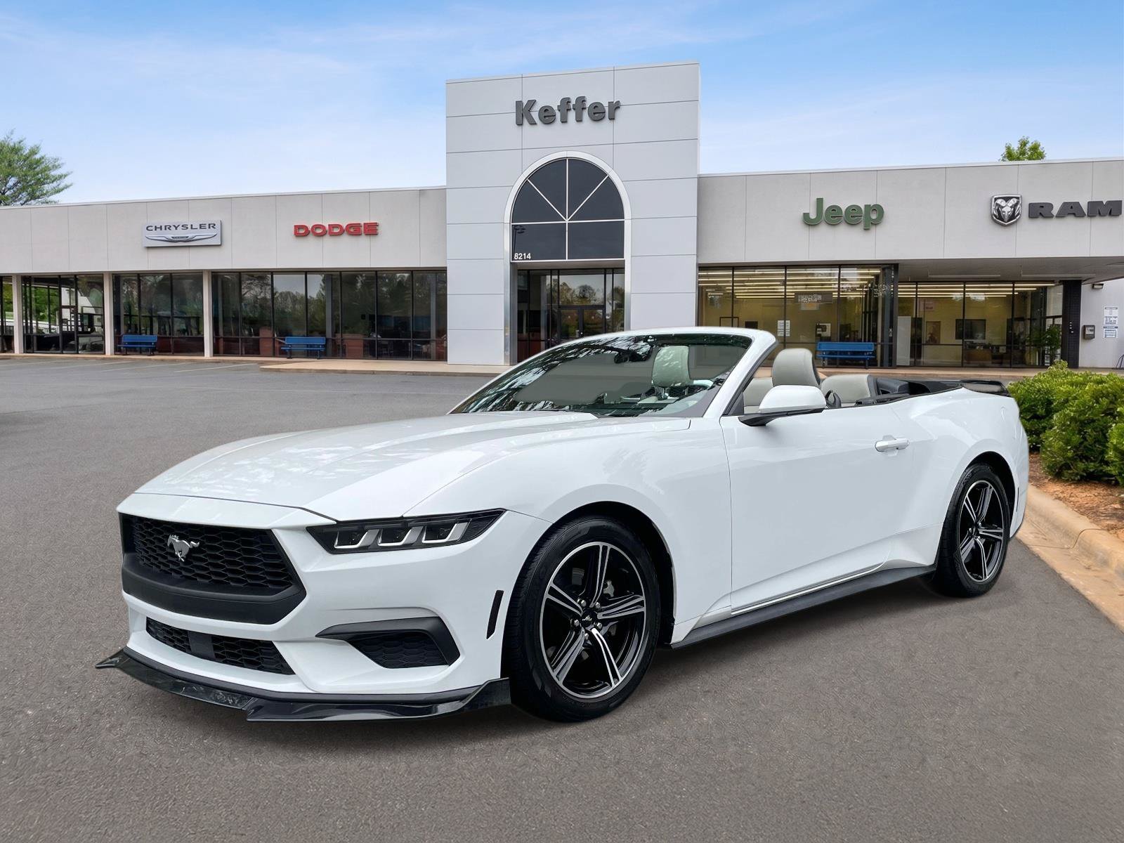 Used 2024 Ford Mustang Premium RWD image 1