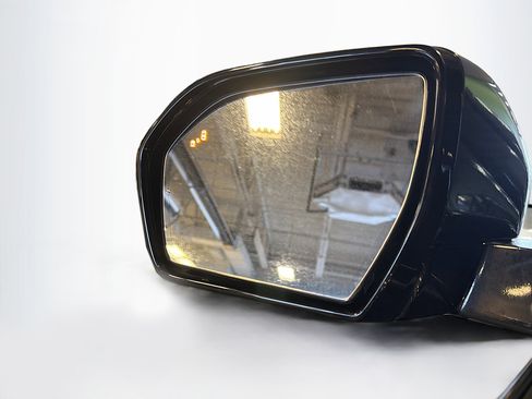 Used 2024 Ford Expedition Limited image 16