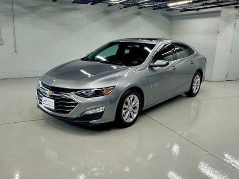 Used 2024 Chevrolet Malibu LT FWD image 1