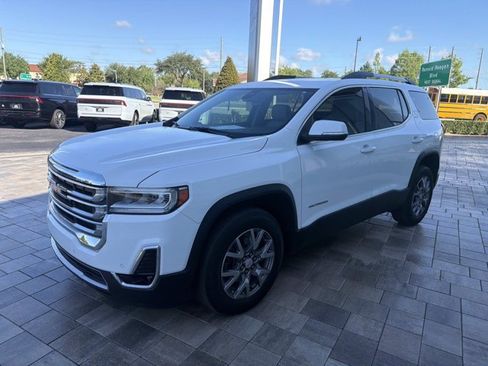 Used 2021 GMC Acadia SLT w/ Preferred Package FWD image 6