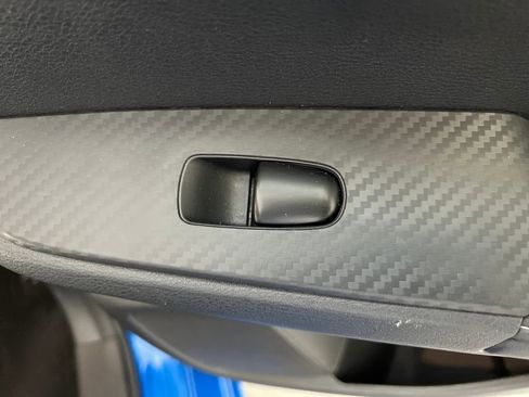 Used 2025 Nissan Sentra SV FWD image 18