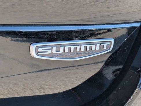 Used 2026 Jeep Grand Cherokee L Summit AWD/4WD image 9