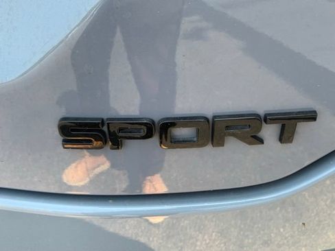 Used 2025 Honda Pilot Sport image 5